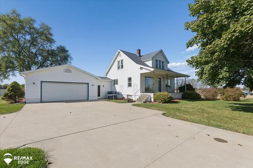 9197 Sheridan Rd, New Lothrop, MI, 48460-9615 | Card Image