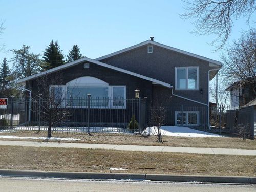 10417 Churchill Dr, Lac La Biche, AB, T0A3Z0 | Card Image