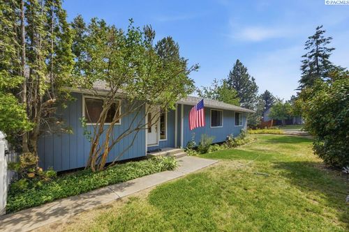 2200 Nw Yates Street, Pullman, WA, 99163 | Card Image