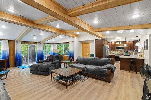 342 Ogden Cyn, Ogden, UT, 84401-0957 | Card Image