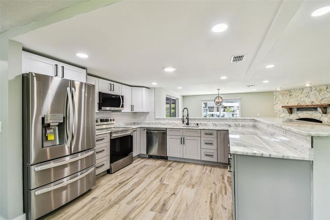 13909 Berkowitz Ave, House other with 3 bedrooms, 2 bathrooms and null parking in Hudson FL | Image 5