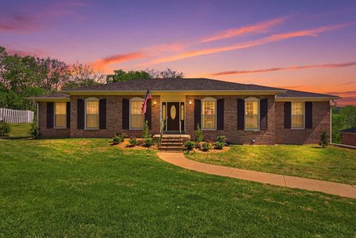2030 Graceland Dr, Goodlettsville, TN, 37072-4251 | Card Image