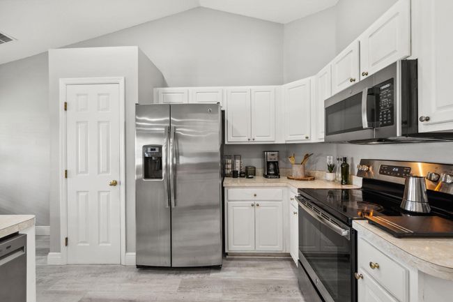 249 Sw Aubudon Ave, House other with 4 bedrooms, 2 bathrooms and null parking in Port St. Lucie FL | Image 12