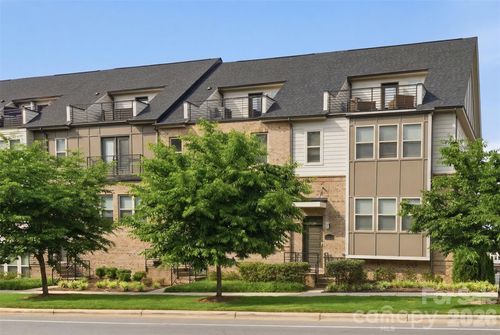 18005 Nolita Ln, Charlotte, NC, 28204-3570 | Card Image