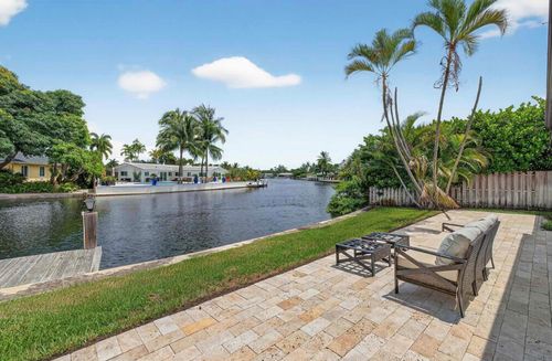 1981 Coral Gardens Dr, Wilton Manors, FL, 33306-1333 | Card Image