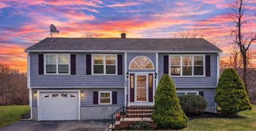 1079 Langley St, Fall River, MA, 02720 | Card Image