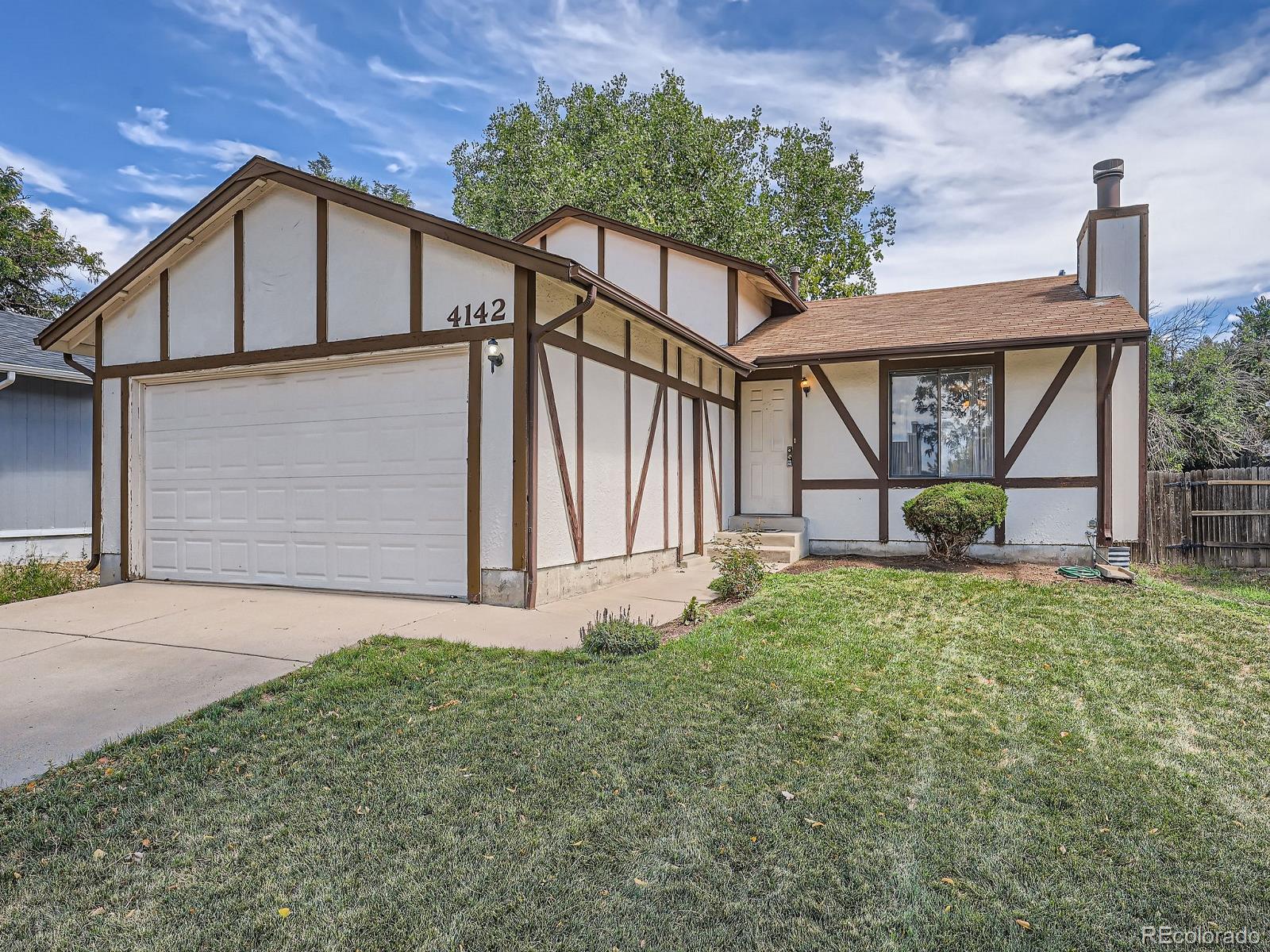 Ouray Way, Aurora, CO 80013