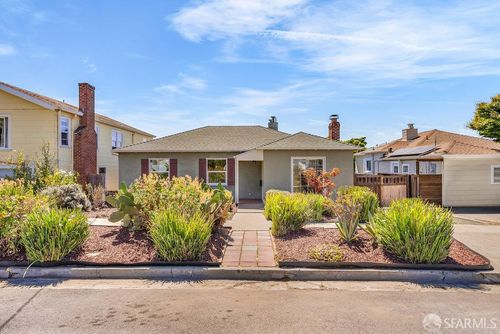 541 Everett St, El Cerrito, CA, 94530-3235 | Card Image