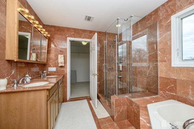 751 S Middlesex Ave, House other with 5 bedrooms, 6 bathrooms and null parking in Colonia NJ | Image 38