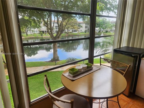 205-5001 Nw 34th St, Lauderdale Lakes, FL, 33319-5213 | Card Image