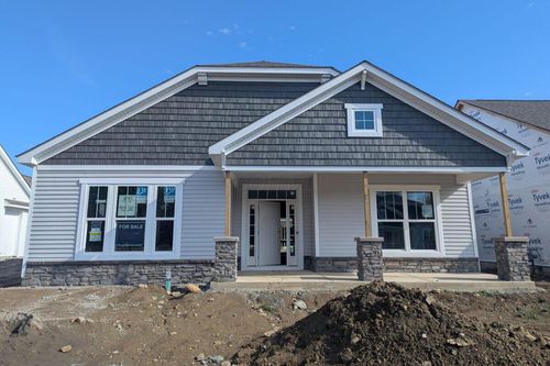 4545 Corsican Loop E, Hilliard, OH, 43026-9879 | Card Image