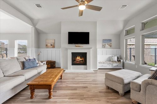 2417 Arbor Edge Xing, Texas City, TX, 77568-1356 | Card Image