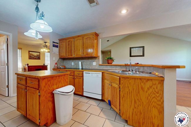 115 Barkman Creek Trace Rd, House other with 3 bedrooms, 2 bathrooms and null parking in Hooks TX | Image 12