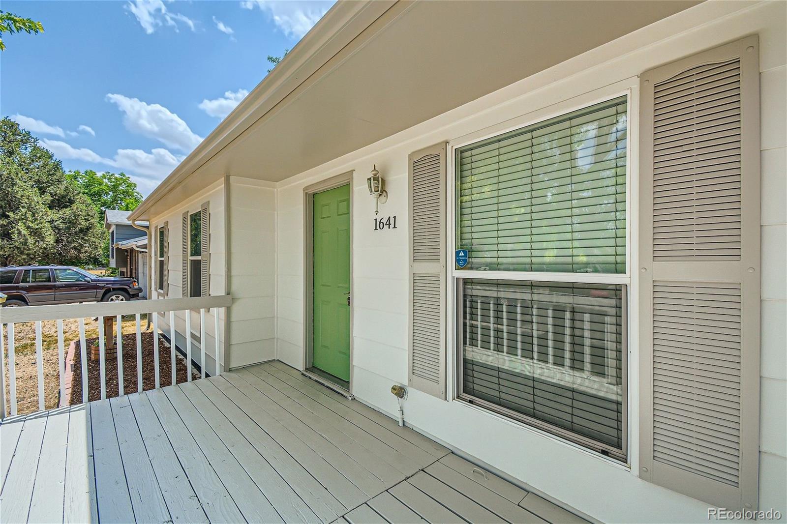 Rifle St, Aurora, CO 80017