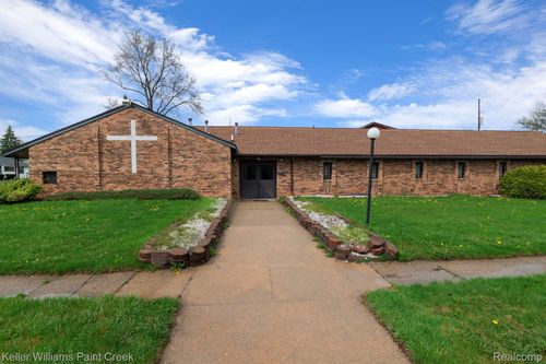 2320 Canniff St, Flint, MI, 48504-2050 | Card Image