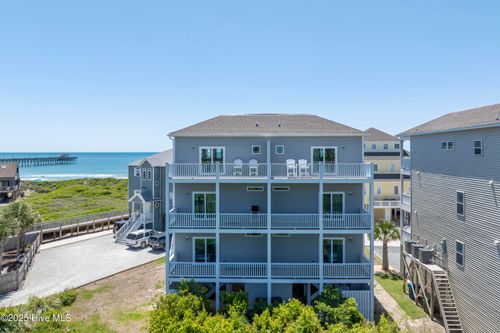 876-878 Villas Dr, N Topsail Beach, NC, 28460-0060 | Card Image