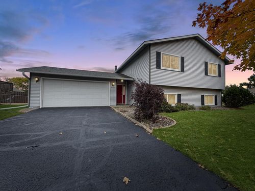 9700 Thomas Ave N, Brooklyn Park, MN, 55444-1010 | Card Image