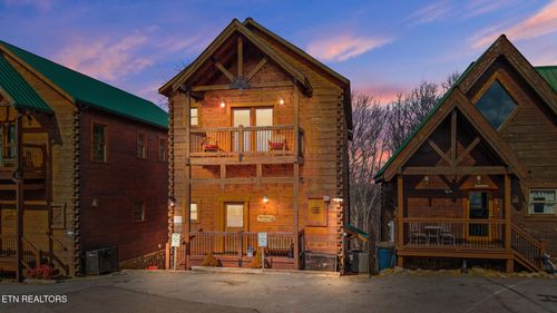 1255 Bear Cub Way, Gatlinburg, TN, 37738 | Card Image