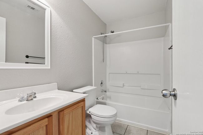 109 Creek Run, House other with 3 bedrooms, 2 bathrooms and null parking in Cibolo TX | Image 25