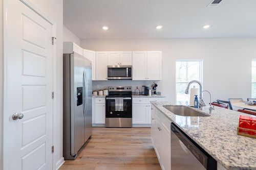 5022 Rosewyck Cir, Valdosta, GA, 31605 | Card Image