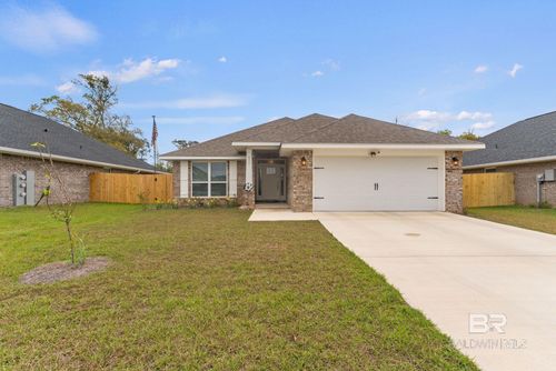 692 Mayflower Dr, Foley, AL, 36535-2562 | Card Image