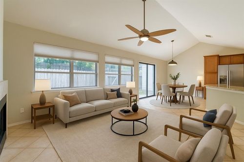 apt-122-1411 Gracy Farms Ln, Austin, TX, 78758-2229 | Card Image