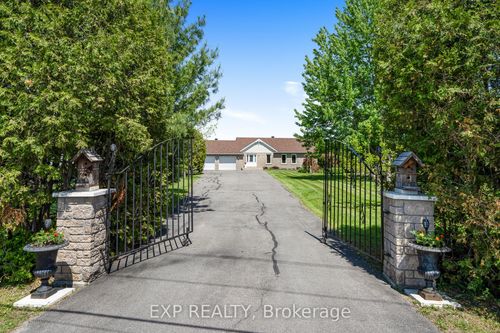 1875 Lajoie St, Lefaivre, ON, K0B1J0 | Card Image