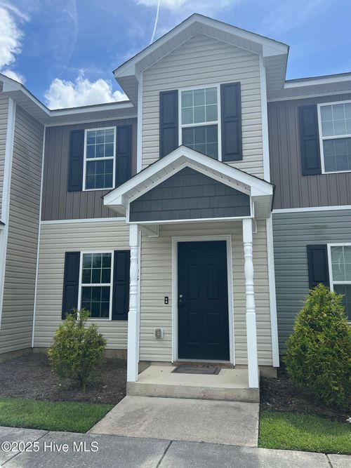 103 W Murrow Ln, Jacksonville, NC, 28546-0051 | Card Image