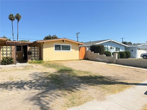 7791 Eileen St, Stanton, CA, 90680 | Card Image