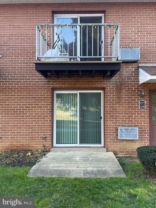 apt-h117-777 Cherry Tree Rd, UPPER CHICHESTER, PA, 19014-2429 | Card Image
