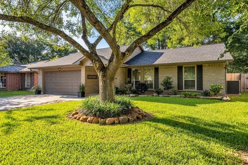 2627 Clear Ridge Drive, Kingwood, TX, 77339 | Card Image