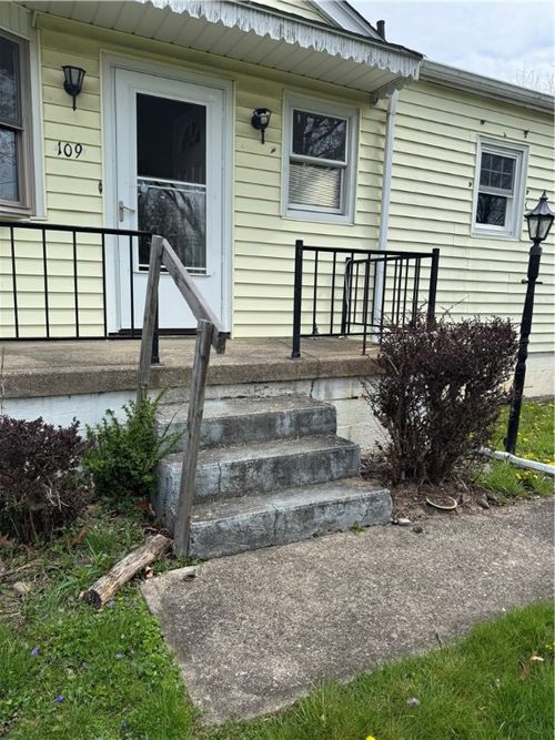 109 Ivans Ln, Tarentum, PA, 15084-3903 | Card Image