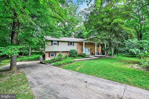 19 Sunday Ct, Reisterstown, MD, 21136-6111 | Card Image