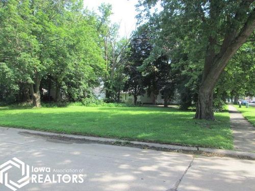 216 4th Ave Ne, Belmond, IA, 50421 | Card Image