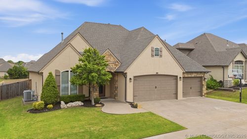 5929 E 145th St S, Bixby, OK, 74008-4086 | Card Image