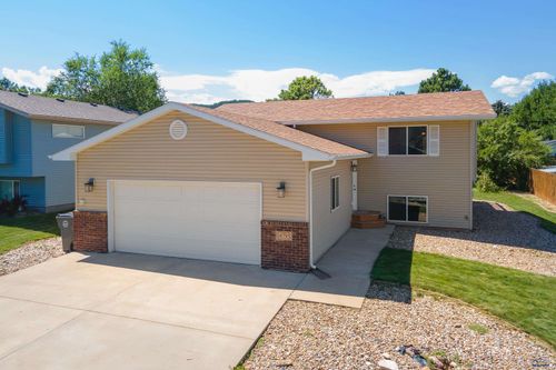 14795 Telluride St, Summerset, SD, 57769-6204 | Card Image
