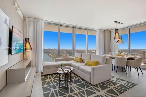 r2708-4010 S Ocean Dr, Hollywood, FL, 33019 | Card Image