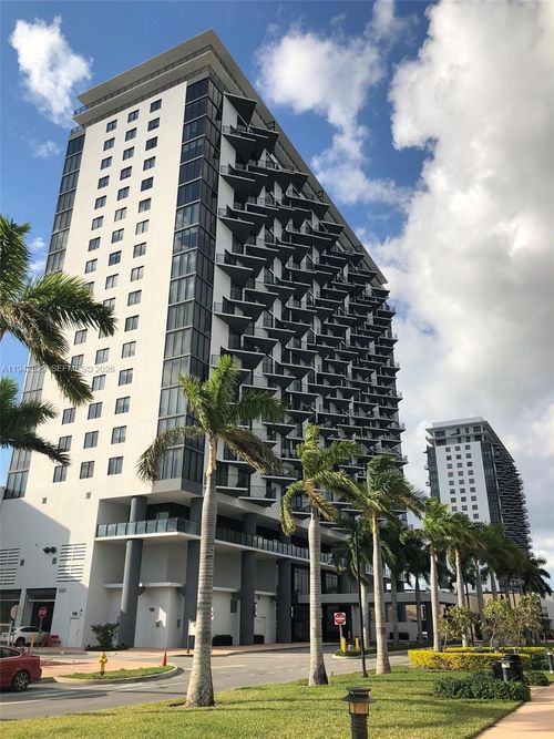 apt-1607-5252 Nw 85th Ave, Doral, FL, 33166-5339 | Card Image