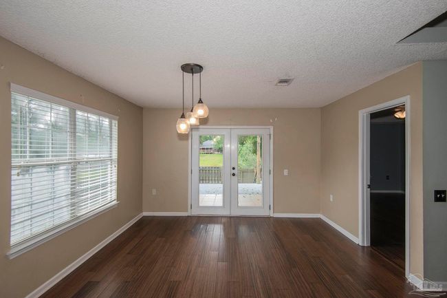 10091 Hillview Dr, House other with 3 bedrooms, 2 bathrooms and 2 parking in Pensacola FL | Image 17