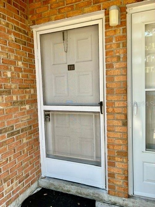 111-211 Airport Ave W, VENICE, FL, 34285-3703 | Card Image