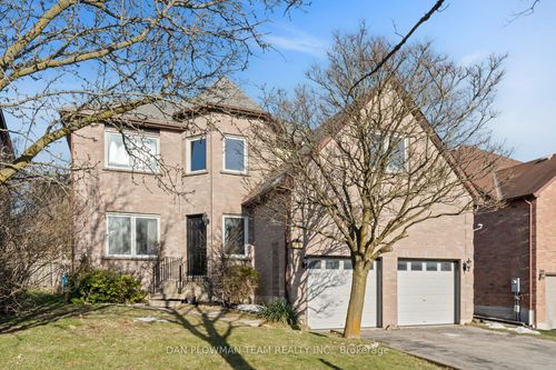 19 Elmeroy Crt, Whitby, ON, L1N8A5 | Card Image