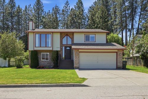 11222 E Sundown Dr, Spokane Valley, WA, 99206-8619 | Card Image