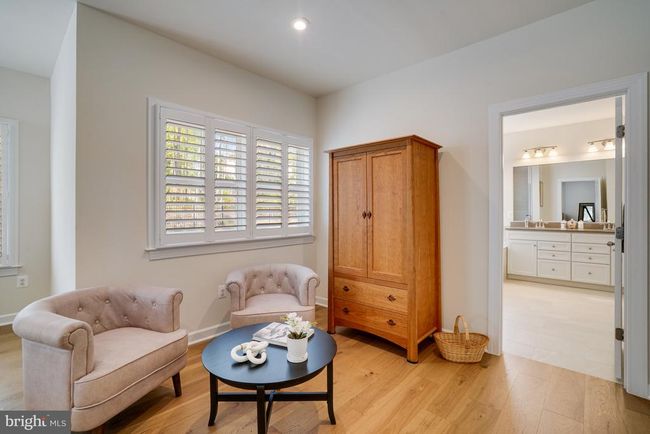 8942 Hubbard Way, House other with 4 bedrooms, 4 bathrooms and null parking in LORTON VA | Image 32