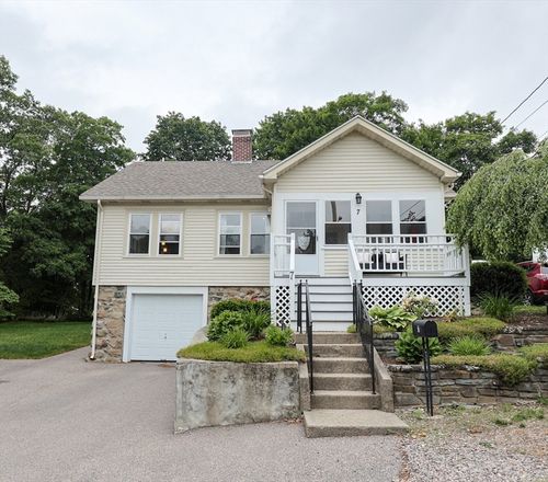 7 Mason St, Walpole, MA, 02081-3509 | Card Image