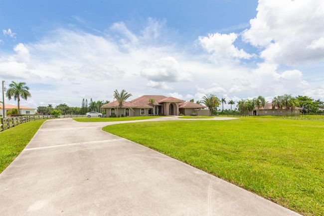 15360 Estancia Lane, House other with 3 bedrooms, 2 bathrooms and null parking in Wellington FL | Image 12