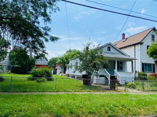 1637 Falls St, Niagara Falls, NY, 14303-1605 | Card Image