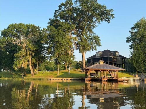 2029 Robinson Pond Rd, Prattville, AL, 36067-5902 | Card Image