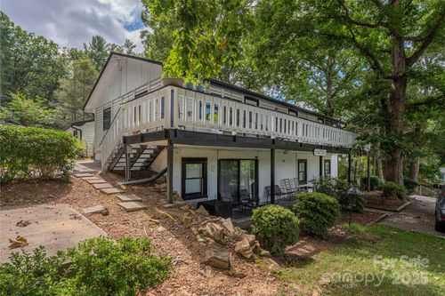 501-20 Lake Jordan Dr, Flat Rock, NC, 28731-9747 | Card Image