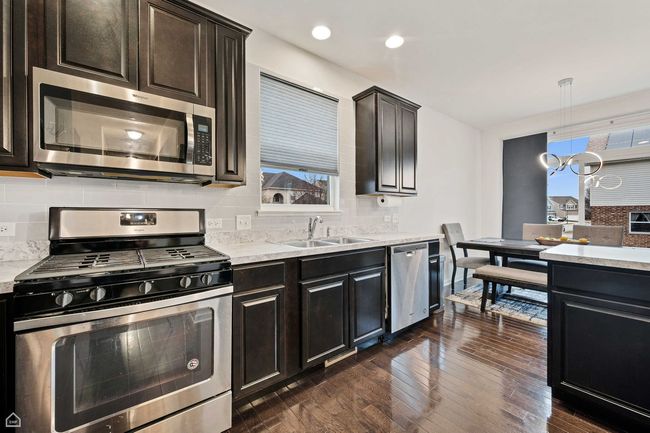 71 Bowman St, House other with 5 bedrooms, 3 bathrooms and 2 parking in Matteson IL | Image 8