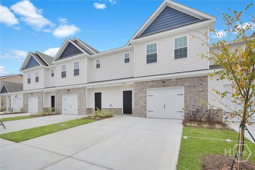 451 Governor Treutlen Cir, Pooler, GA, 31322-4501 | Card Image